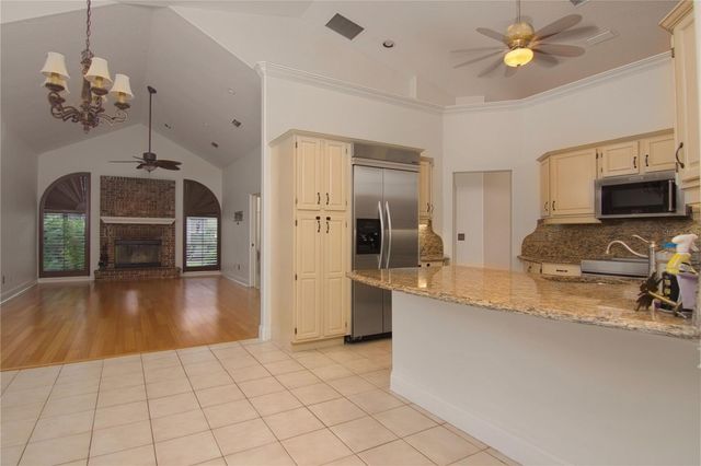 7725 APPLE TREE CIRCLE, Orlando, FL 32819