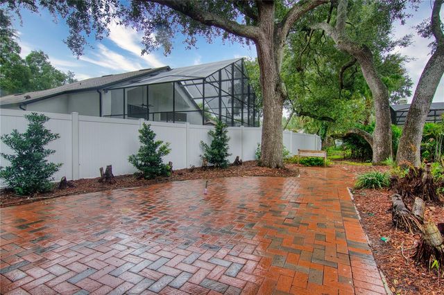 7725 APPLE TREE CIRCLE, Orlando, FL 32819