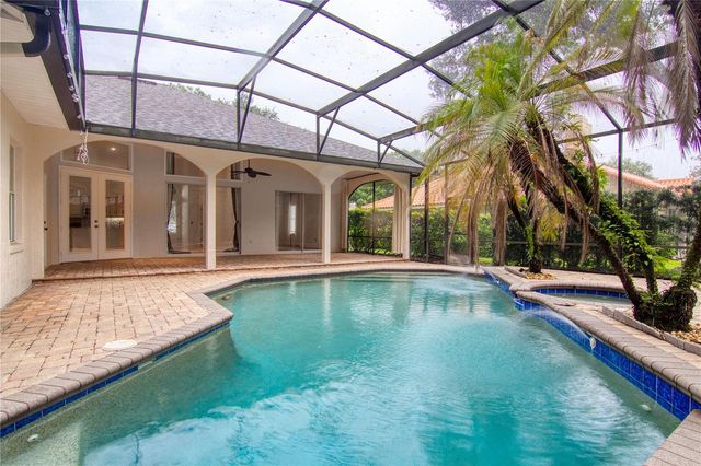 7725 APPLE TREE CIRCLE, Orlando, FL 32819