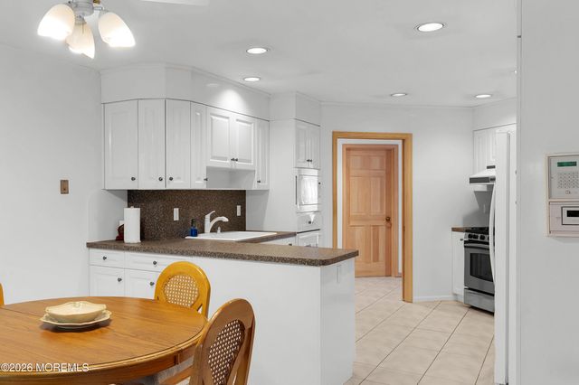 1778 Greenwood Road, Toms River, NJ 08753