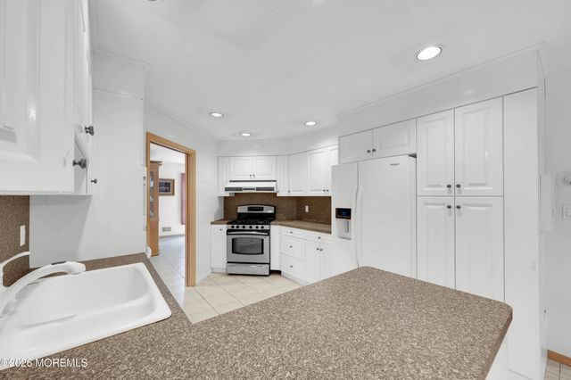 1778 Greenwood Road, Toms River, NJ 08753