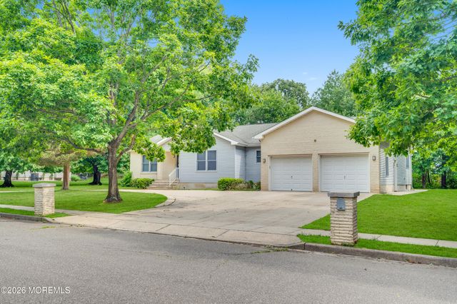 1778 Greenwood Road, Toms River, NJ 08753