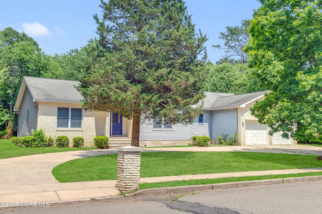 1778 Greenwood Road, Toms River, NJ 08753