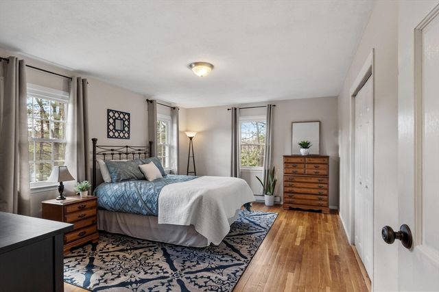 21 Potter Rd, Framingham, MA 01701