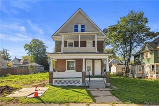 609 Elmwood Avenue, Niagara Falls, NY 14301