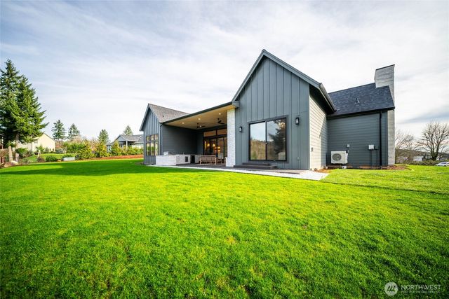 697 Sommerset Road, Woodland, WA 98674