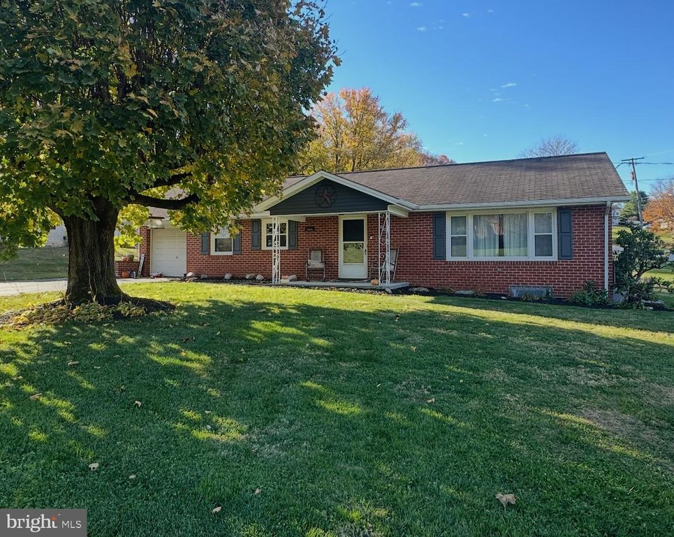 5571 BLOOMING GROVE RD, Glenville, PA 17329