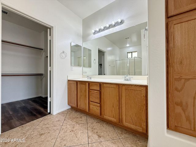 3326 S 71ST Glen, Phoenix, AZ 85043