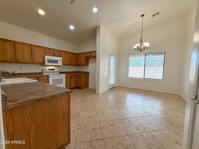 3326 S 71ST Glen, Phoenix, AZ 85043