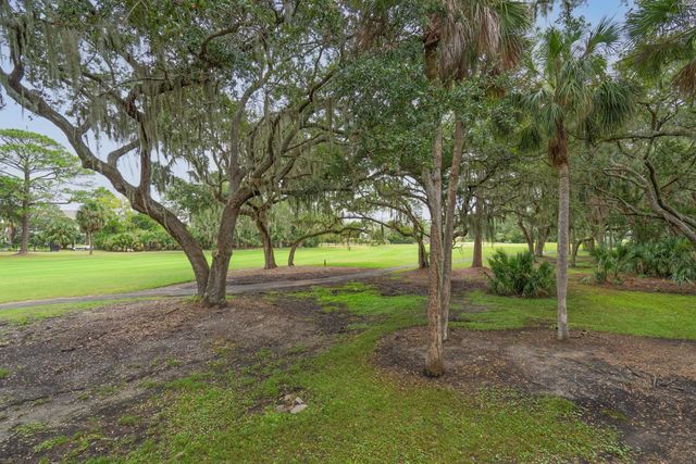265 Sea Cloud Circle, Edisto Beach, SC 29438