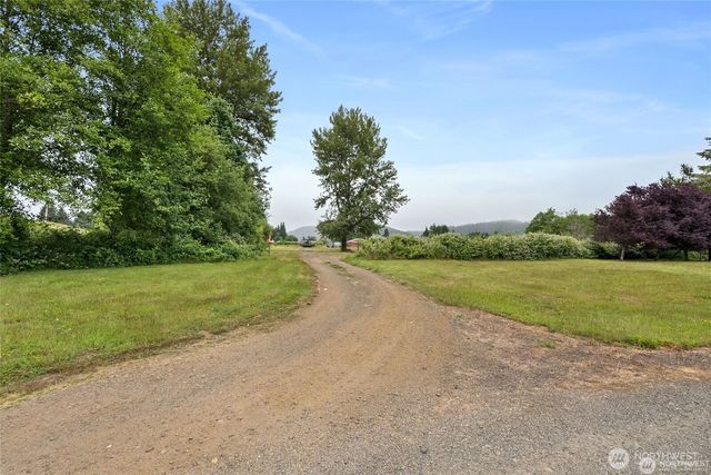 753 State Route 6, Raymond, WA 98577