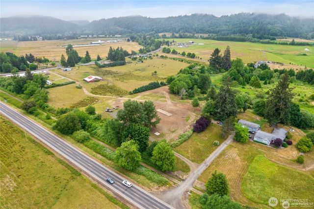 753 State Route 6, Raymond, WA 98577