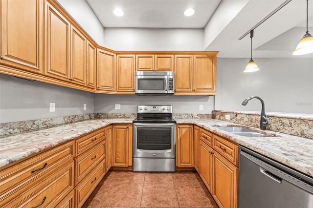 312 WINCHESTER WAY, Palm Harbor, FL 34684