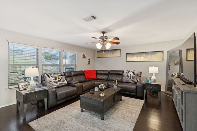 532 Prince Street, Cedar Hill, TX 75104