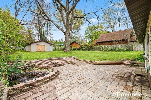 659 Academy Street, Allegan, MI 49010