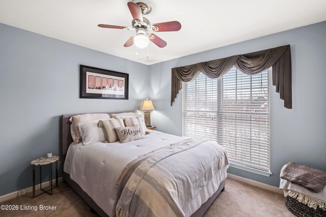 1310 Nightingale Ln, Goshen, KY 40026