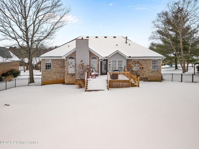 1310 Nightingale Ln, Goshen, KY 40026