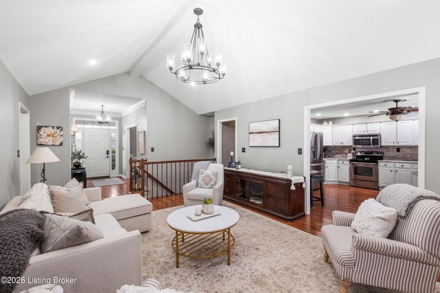 1310 Nightingale Ln, Goshen, KY 40026