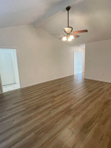 240 Phillips, Sumrall, MS 39482