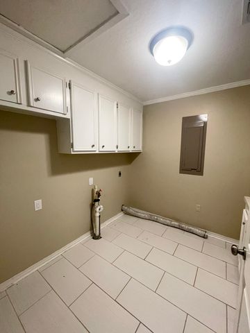 240 Phillips, Sumrall, MS 39482