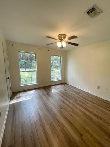 240 Phillips, Sumrall, MS 39482