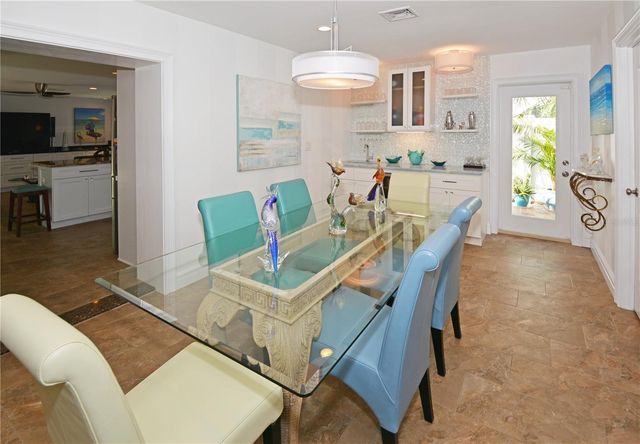 7020 MANGO AVENUE S, St Petersburg, FL 33707