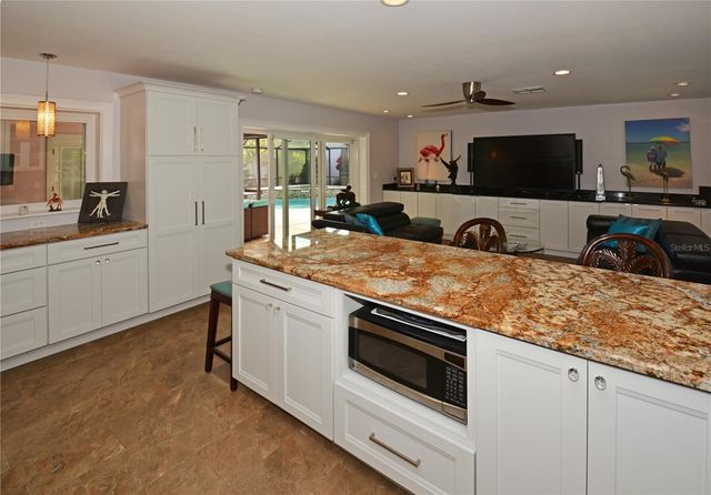 7020 MANGO AVENUE S, St Petersburg, FL 33707