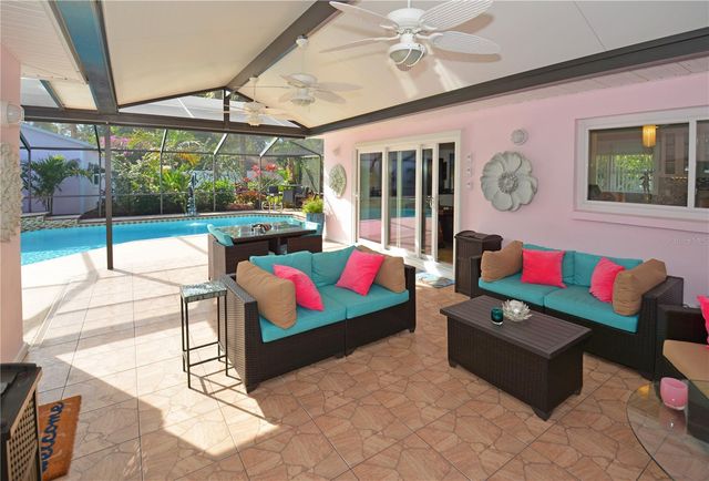 7020 MANGO AVENUE S, St Petersburg, FL 33707