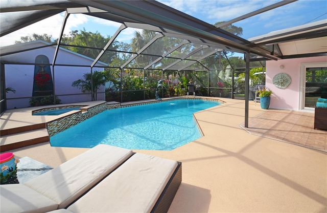 7020 MANGO AVENUE S, St Petersburg, FL 33707
