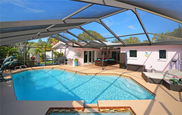 7020 MANGO AVENUE S, St Petersburg, FL 33707