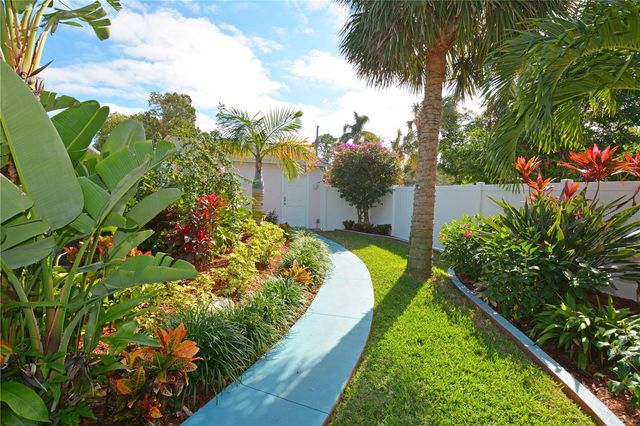 7020 MANGO AVENUE S, St Petersburg, FL 33707