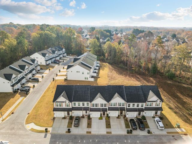 105 Grey Oak Trail, Greer, SC 29650