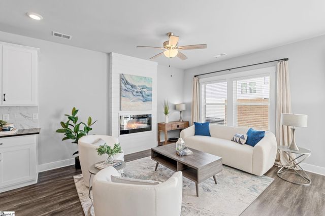 105 Grey Oak Trail, Greer, SC 29650