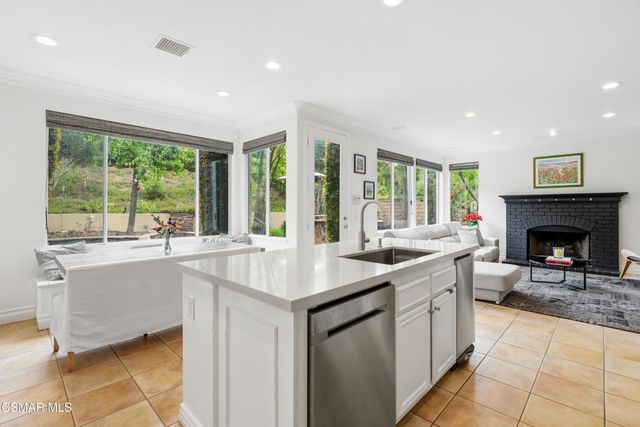 2571 Littlefield Court, Thousand Oaks, CA 91362