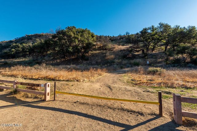 2571 Littlefield Court, Thousand Oaks, CA 91362