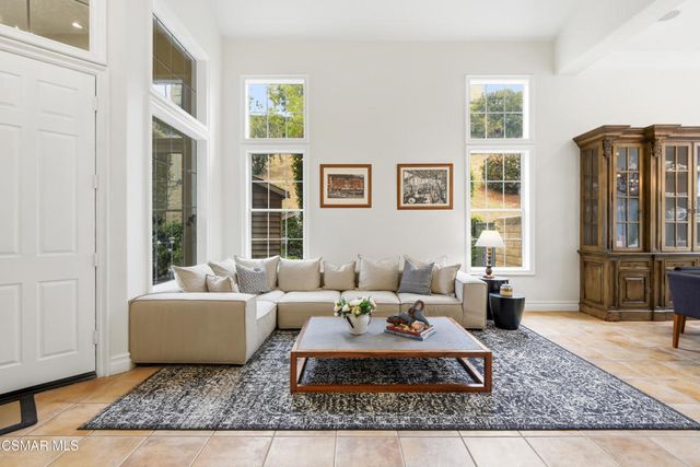 2571 Littlefield Court, Thousand Oaks, CA 91362