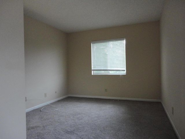 4717 Sable Pine Circle C2, West Palm Beach, FL 33417