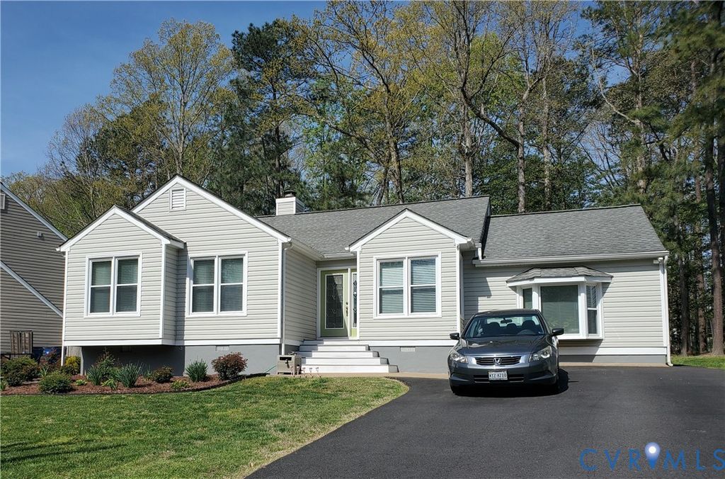 1504 Winters Hill Cir, Chesterfield, VA 23236