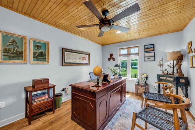 7463 Valley View Highway, Whitwell, TN 37397