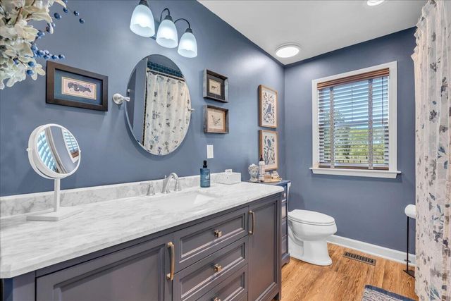 7463 Valley View Highway, Whitwell, TN 37397