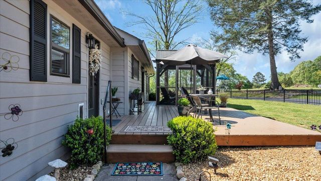 7463 Valley View Highway, Whitwell, TN 37397