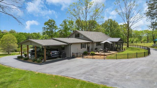 7463 Valley View Highway, Whitwell, TN 37397