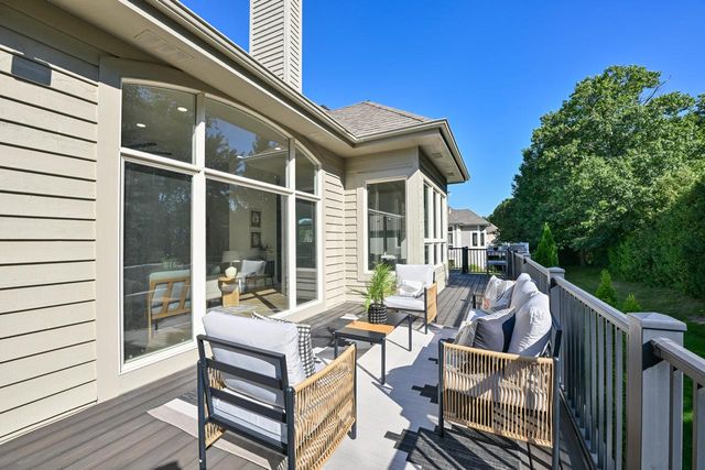 W144N9880 Sun Valley TRAIL, Germantown, WI 53022