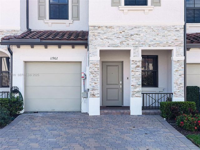 11962 SW 247th Ter 11962, Homestead, FL 33032