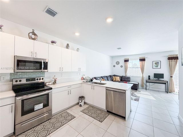 11962 SW 247th Ter 11962, Homestead, FL 33032