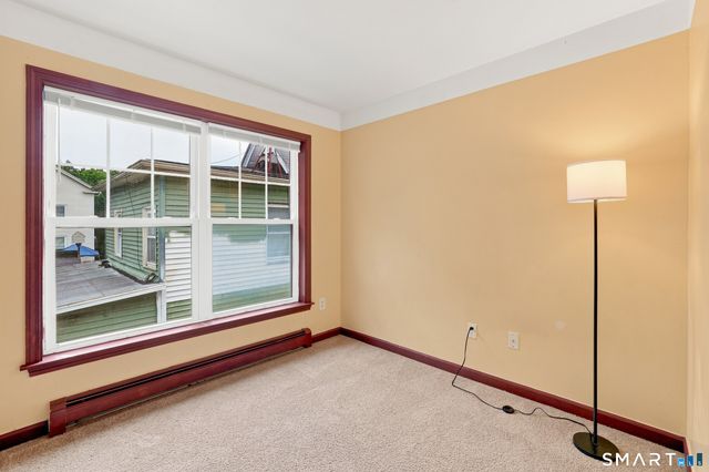 11 Button Street 2nd Floor, New Haven, CT 06519