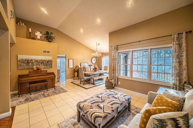 145 Forest View Cove, Paducah, KY 42003