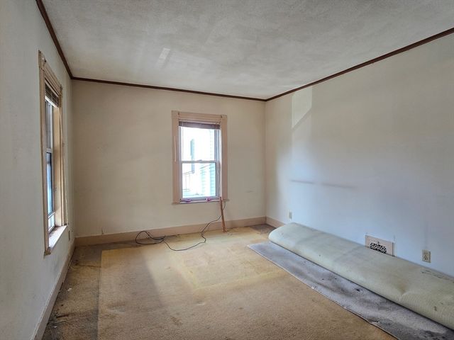 27 Gorham St, Somerville, MA 02144