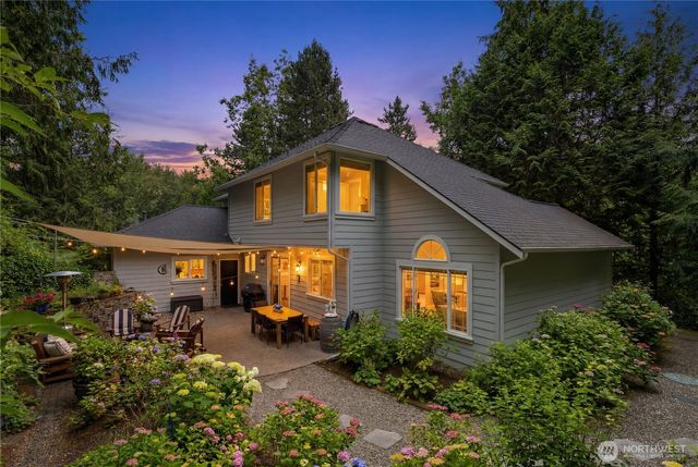 27621 NE Quail Creek Drive, Redmond, WA 98053