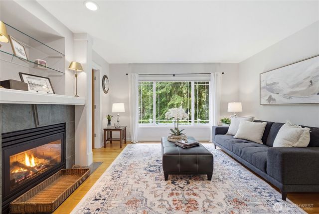 27621 NE Quail Creek Drive, Redmond, WA 98053